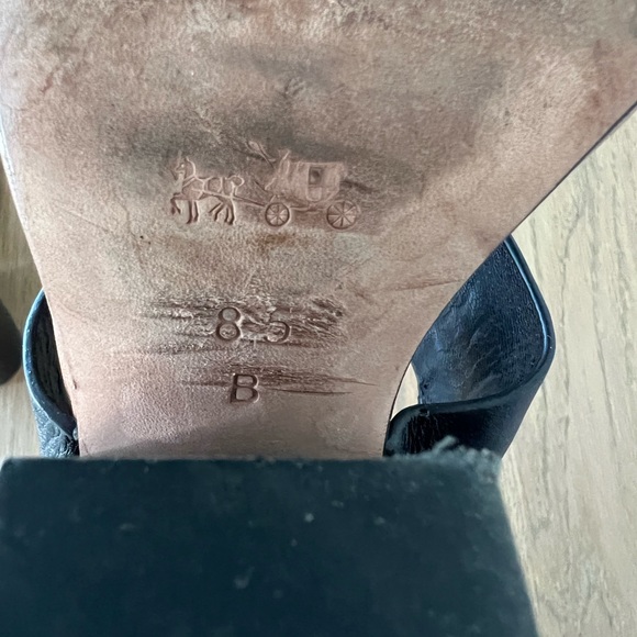 Coach Dennis Turnlock Open Toe Slingback Block Heels Sandals Tan Black Gold 8.5 - Picture 15 of 16